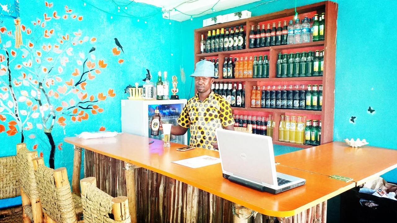 Diani Hostel Diani Beach Exterior photo